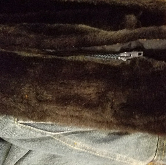 Blue jean jacket with black faux fur vest - Picture 7 of 7